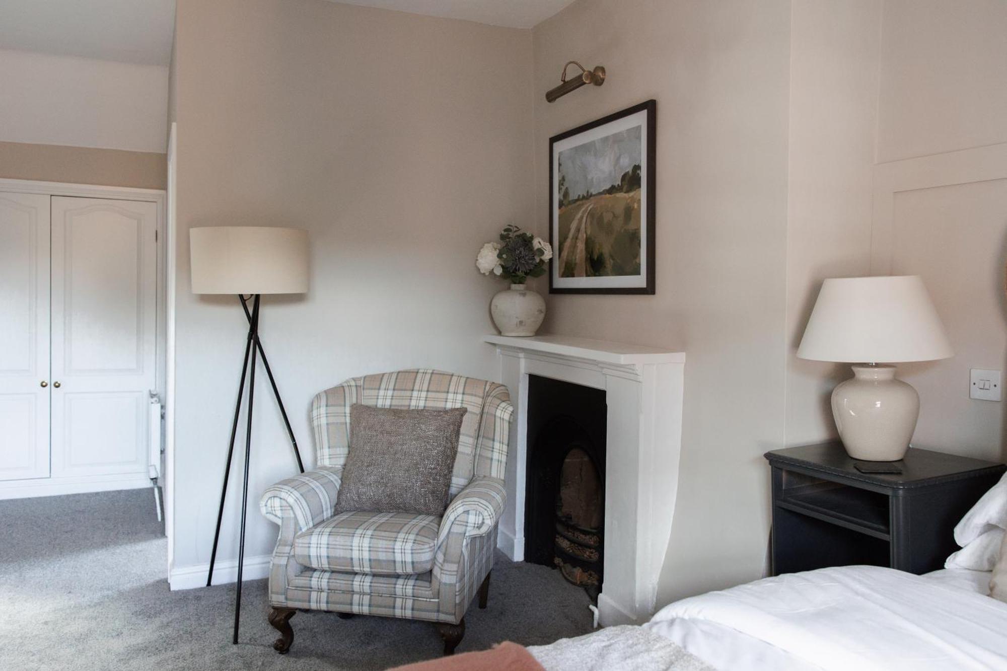 The Raven Hotel At Much Wenlock By Purestay Exterior foto
