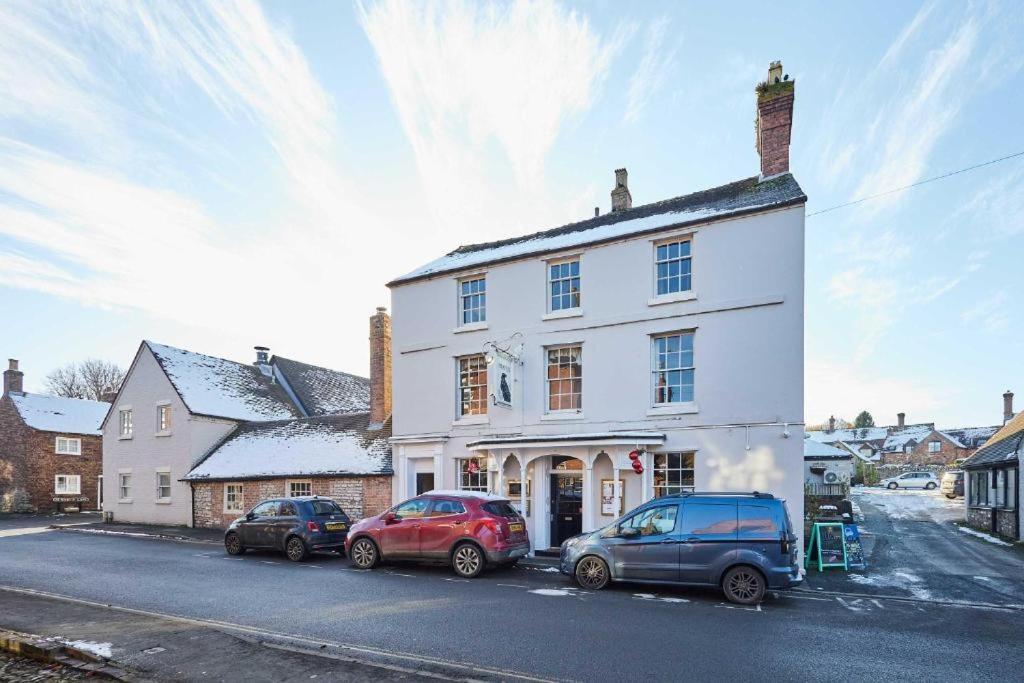 The Raven Hotel At Much Wenlock By Purestay Exterior foto